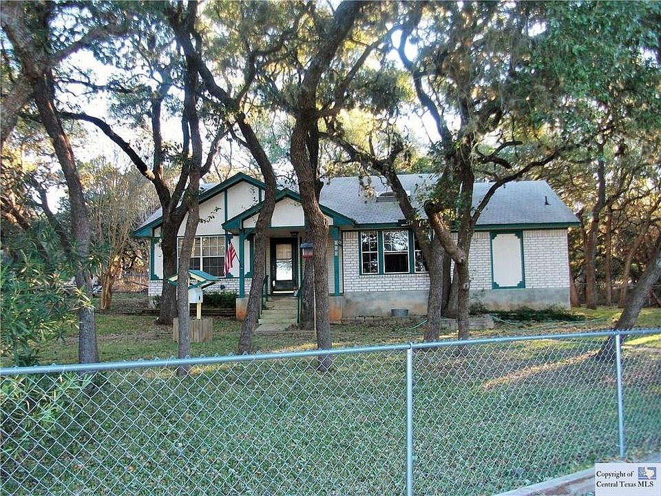 1st image of 818 Canyon Oaks Dr