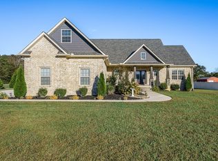 1176 Norton Rd, Manchester, TN 37355