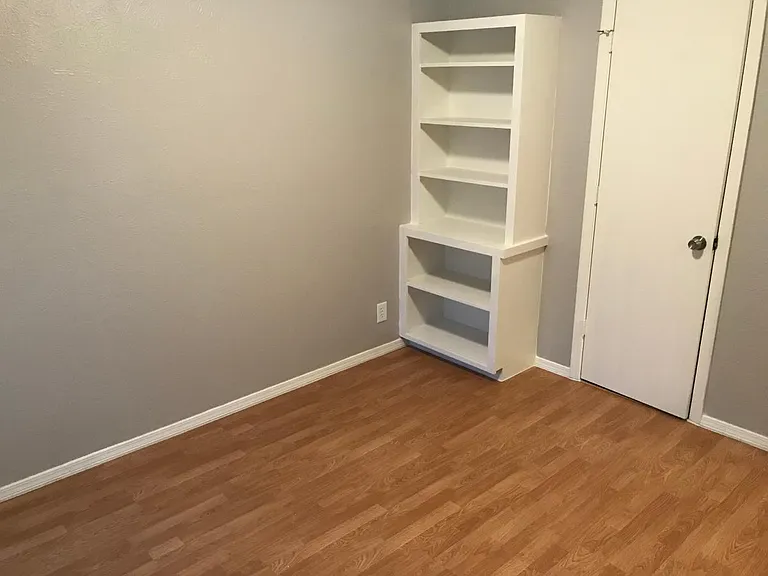 1029 Almond Dr — Photo 21