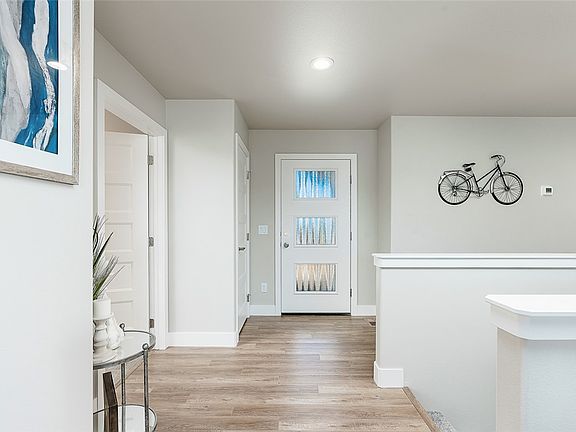 2nd image of 2235 Greenbriar Rd