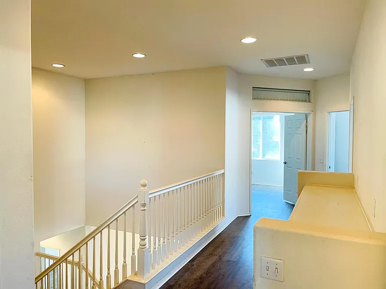 19355 Norwich Dr — Photo 11