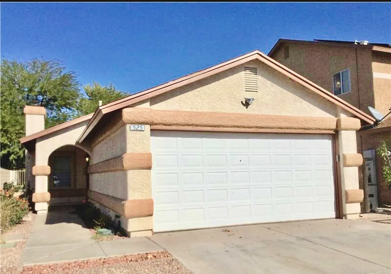 2 bed, 2.0 bath, 966 sqft, $2,295 — Photo 1