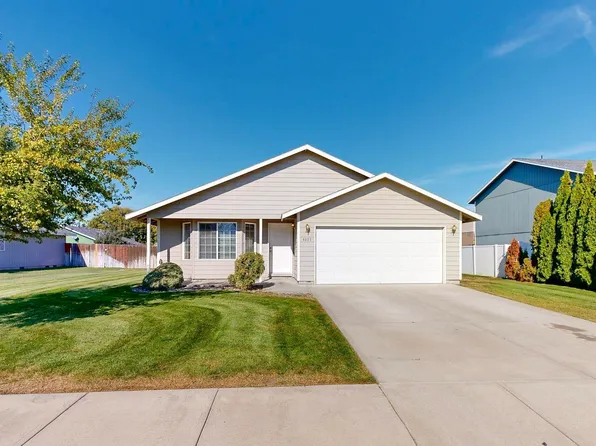 8407 Packard Dr, Pasco, WA 99301