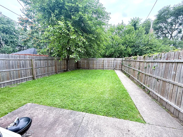 3008 E 81st St #2 — Photo 23