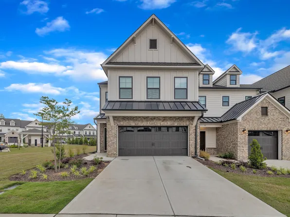 81 Paperwhite Pl #213, Clayton, NC 27527