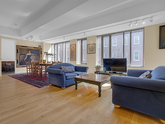 5th image of 1313 Washington St APT 322