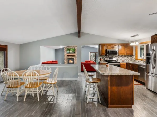 13959 Harpers St NE, Ham Lake, MN 55304