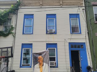 26 Albany St, Albany, NY 12204