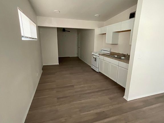4th image of 8800 Comet St