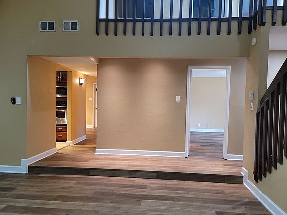 5th image of 8507 Wickersham St