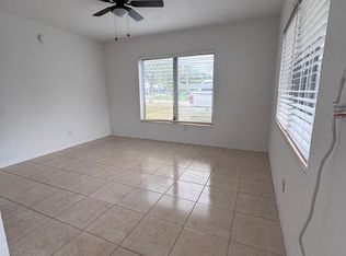 3871 SW 12 Place, Fort Lauderdale, FL 33312