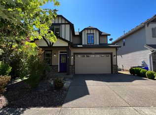 18770 Rip Tide St, Oregon City, OR 97045