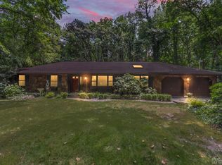 111 Old Forge Rd, Monroe Township, NJ 08831