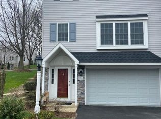 100 Top Land Dr, Lancaster, PA
