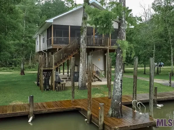 20380 La Trace Rd, French Settlement, LA 70733