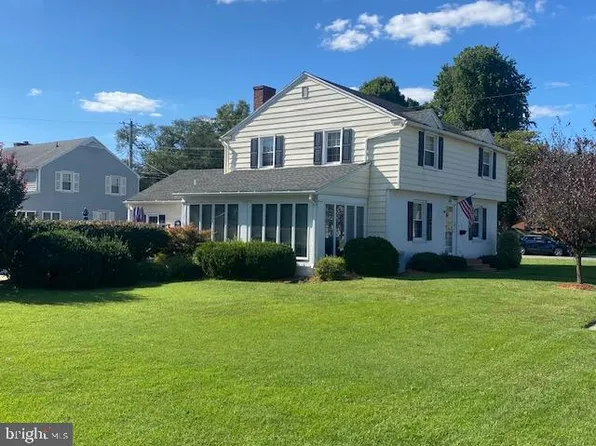330 N Willey St, Seaford, DE 19973