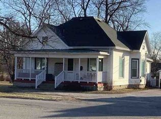 609 N Michigan Ave, Marshall, IL 62441