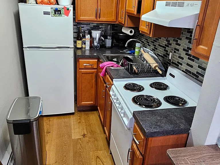 138 S Negley Ave #4 — Photo 3