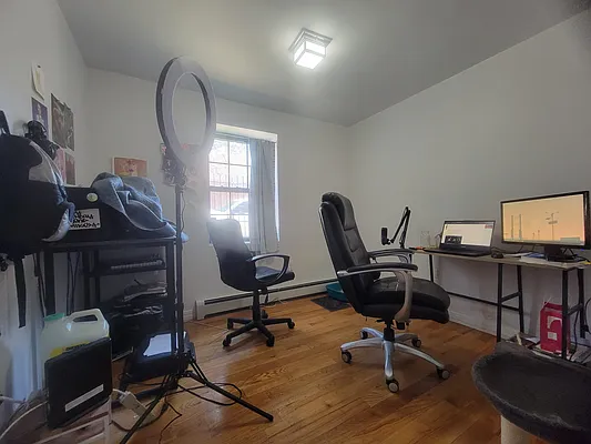 Rented by Yup Realty LLC | media 25