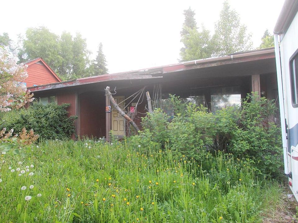 2nd image of 3905 Arkansas Dr