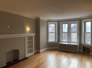 822 E 52nd St APT 2, Chicago, IL 60615
