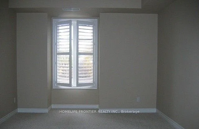 3351 Cawthra Rd #402 — Photo 5