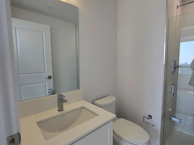 30 Elm Dr W #1407 — Photo 13