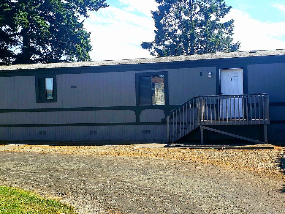 2nd image of 131 SE Regatta Dr Unit I