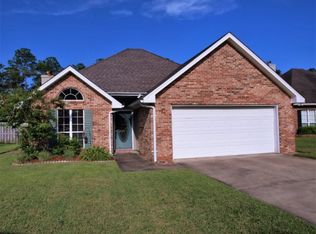 4016 Meadow Oak Ln, Ocean Springs, MS 39564