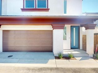 24233 Sonieta Ct, Corona, CA 92883