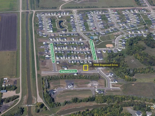 7855 Dogwood Dr, Horace, ND 58047