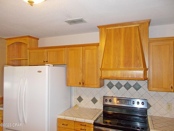 5th image of 3095 Beaverhead St