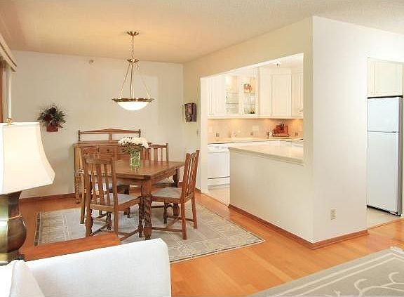 5th image of 4221 Upton Ave S