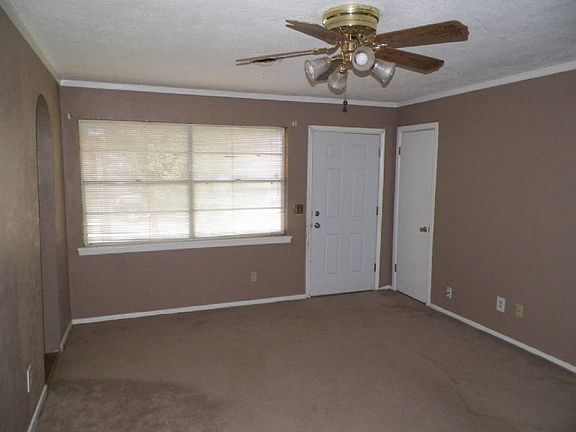 4th image of 2414 NW 42nd St