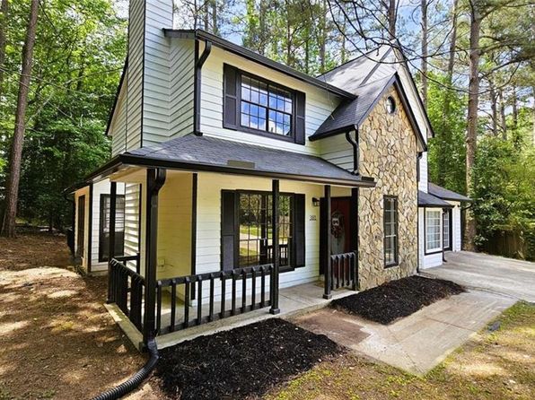 381 Fleming Ct, Jonesboro, GA 30238