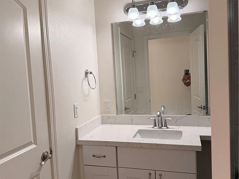 136 N Tiana Ln — Photo 10