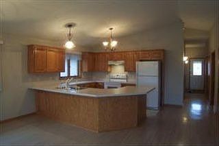 4th image of 905 11th St S