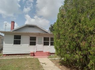 445 Oak Ave, Sebring, FL 33870