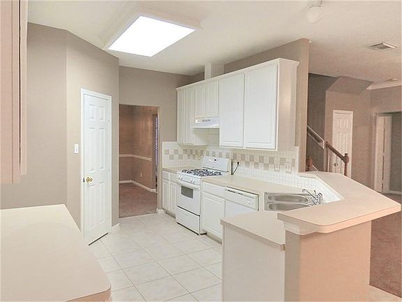 5th image of 10719 Starlit Meadows Ct