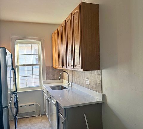 5th image of 214-06 36th Ave #2R