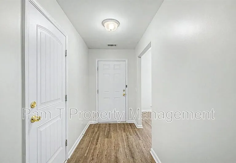20 Swallow Tail Cir — Photo 5