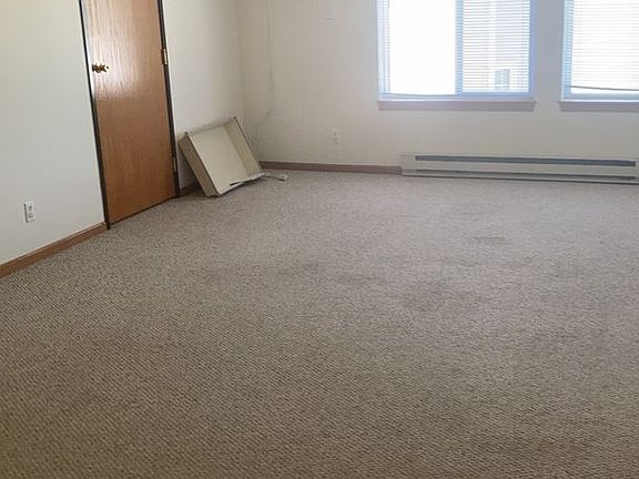 5th image of 2948 Carrousel Ln APT 6