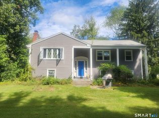 4 Belden Avenue, Canton, CT 06019