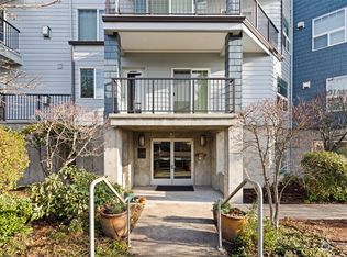 22226 6th Ave S APT 302, Des Moines, WA 98198