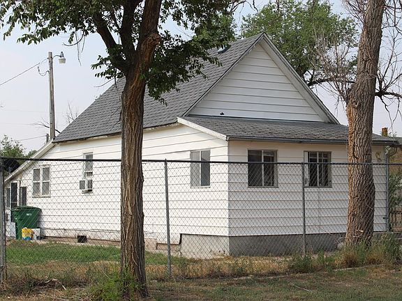 2nd image of 208 Cheyenne Ave