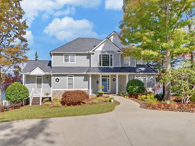1951 Island View Dr — Photo 2