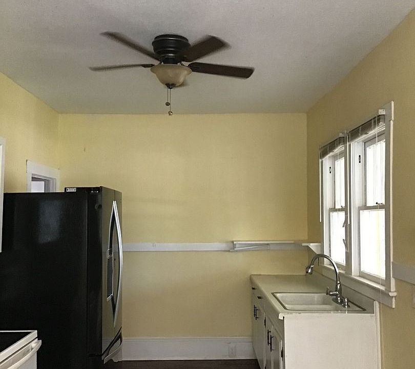 1st image of 214 Julia St