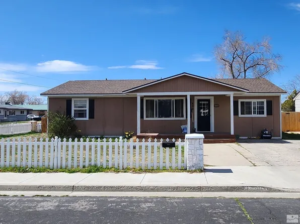 490 S Russell St, Fallon, NV 89406