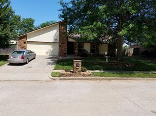 6809 S 1st St, Broken Arrow, OK 74011