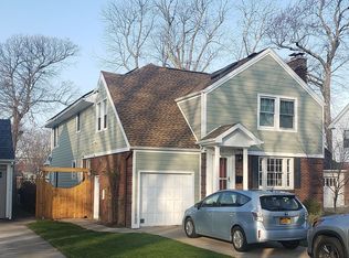 111 Amherstdale Rd, Amherst, NY 14226